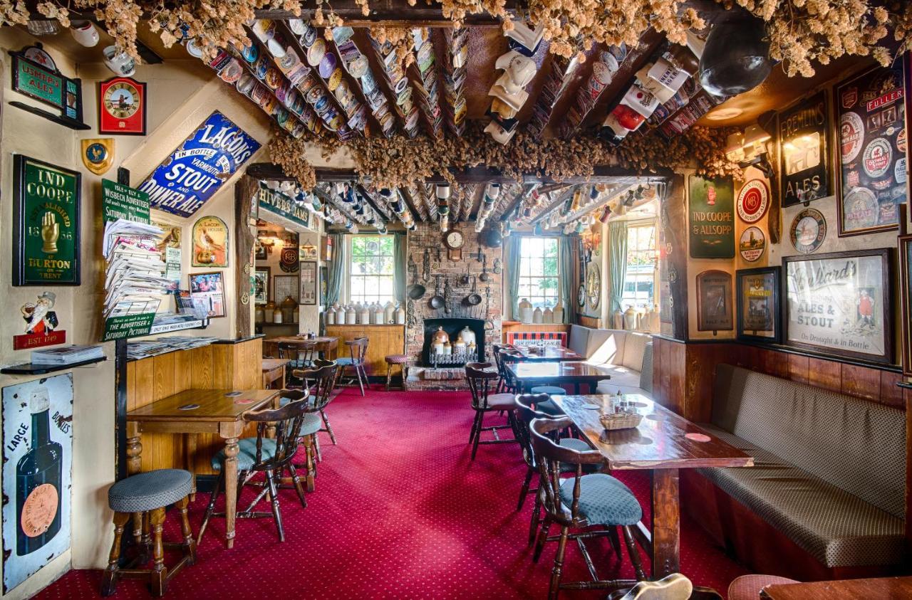 The Red Lion Hotel Histon ภายนอก รูปภาพ