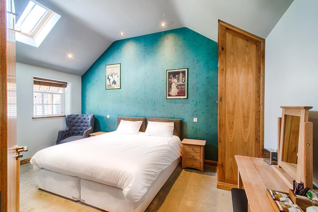 The Red Lion Hotel Histon ภายนอก รูปภาพ